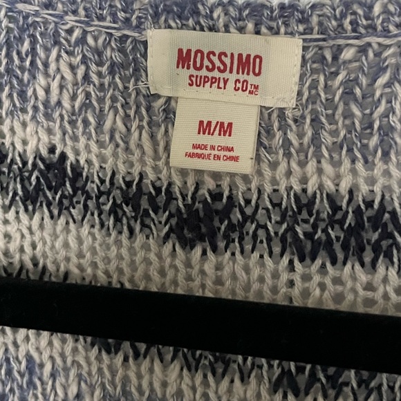 Blue sweater - Picture 2 of 3